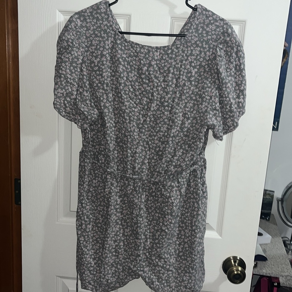 romper - Picture 3 of 3